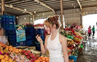 爱丝写真合辑：当袖口遇到丝袜，旅行亦能时髦不已！