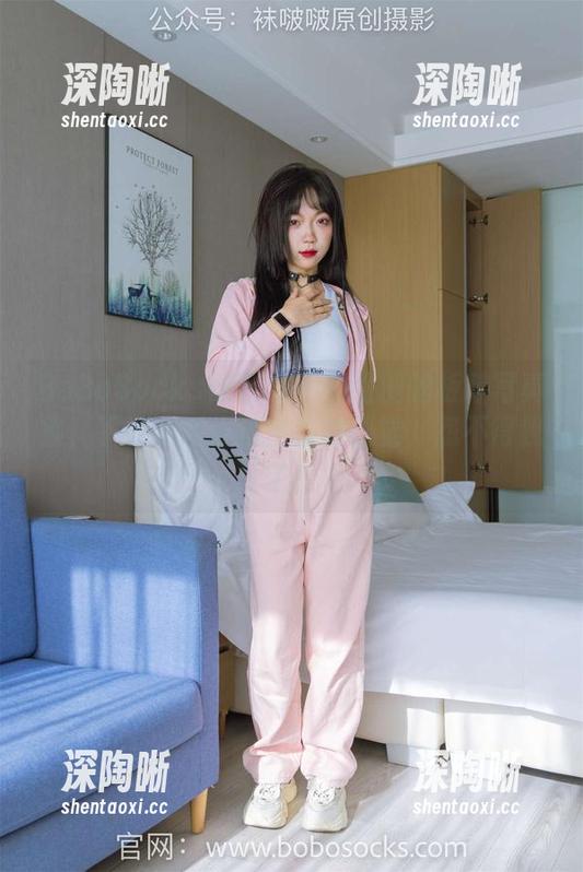 BoBoSocks袜啵啵 - 甜甜圈的板鞋写真集，下载之后无法自拔的感觉，怨不得我了！
