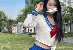 微密圈 – 下载July芝岚的驯鹿系列，图片透明得让你差点以为自己也被加了一点滤镜！