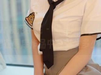 MFStar模范学院 – 很想知道，Hana妹的长腿在图库作品中会引发多少关注。