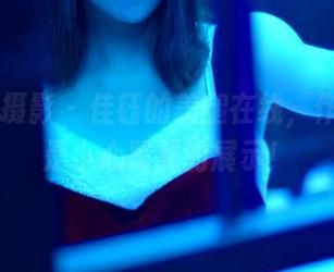 PANS摄影 – 佳钰的美腿在线，作品中总是小心翼翼的展示！