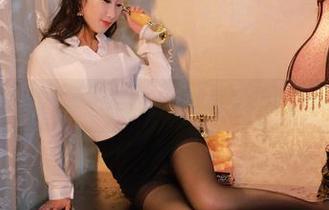 PDL潘多拉 – 别说，我要看Ellie艾栗栗和她的浴缸高清图册