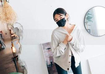 Sonson(손손)最新浴室作品，让我想起隐秘的洗礼…