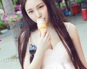 TGOD推女神 – 你想看的美图更新——梁莹Sugar的圣诞信号，抓紧时间，别让红鼻子的小鹿等久了。