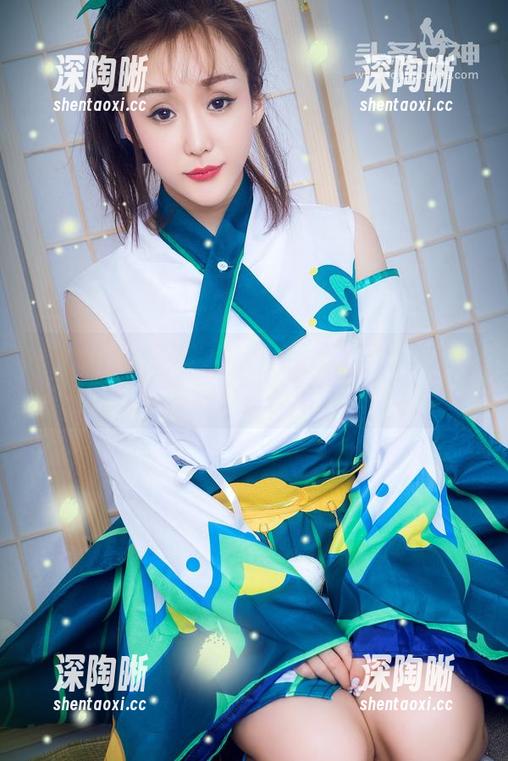 TouTiao头条女神 - 小热巴万圣节：更新！今晚你是鬼是妖？
