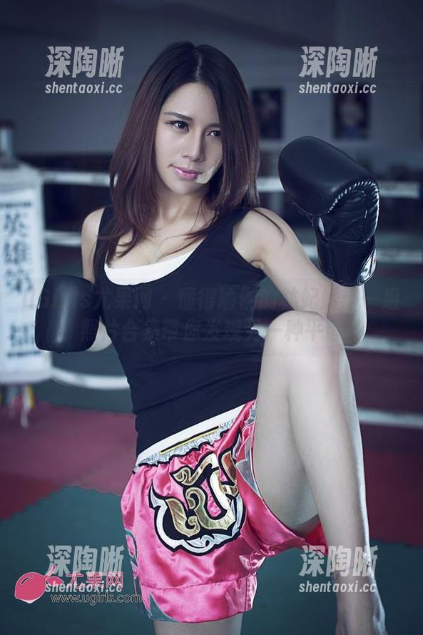 UGirls尤果网 - 懂得瑜伽的林妃媛：一组照片合集带你发现另一种平静