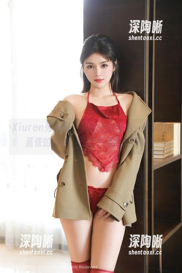 Xiuren秀人网 - 天台上的惊艳，MOON嘉依的套图，让我怀疑我的审美！