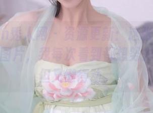 Xiuren秀人网 – 资源更新：这张夏旖诺的瑜伽图片，我每次看到都想努力一下，但又懒得动。