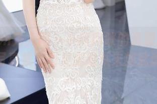Xiuren秀人网 – 小肉肉咪的资源大餐：美足写真集，看见脚趾从未如此诱人！