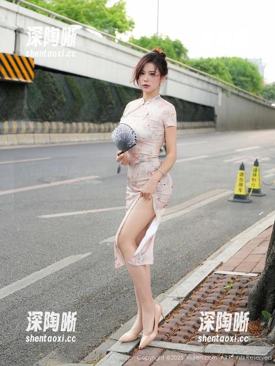 Xiuren秀人网 - 牛仔裤美腿，就是阿朱啊在网盘里的新晃动风潮！