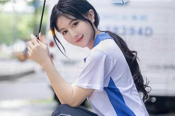 Xiuren秀人网 – 江真真，女王风范的免费写真，感觉像自家墙上的巨幅作品