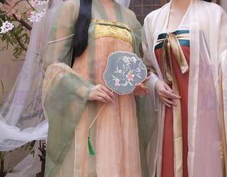 Xiuren秀人网 – 听！浅浅Danny在浴缸里的轻声细语——写真精选，心思似水