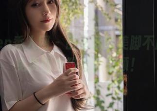 Xiuren秀人网 – 田冰冰的美脚不用买，免费图包等着你来领！