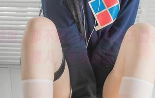 红裙倾城，却不知izumi泉桃子的姿态更撩人，高清见证！