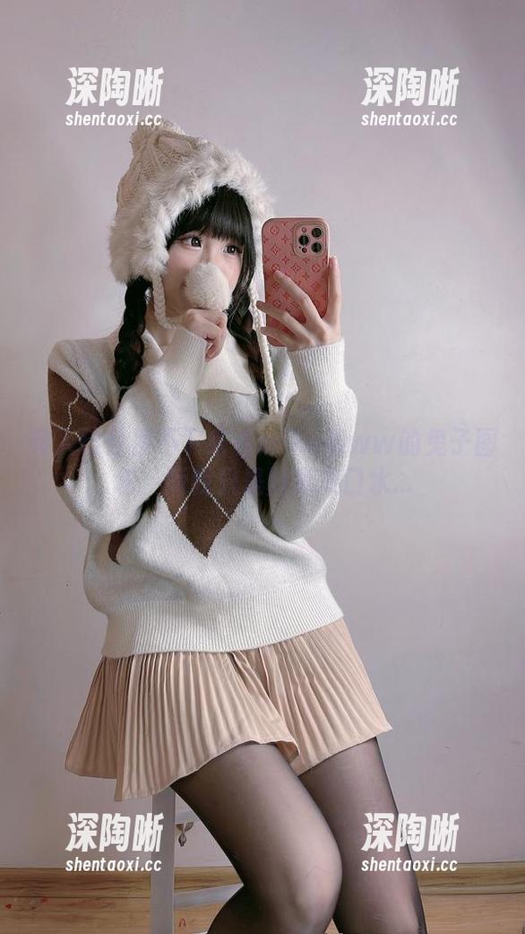 有人已经停不下来看miko酱ww的兔子图包，而我只是默默流口水...