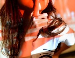 pans – 果汁带来的白裙资源：对不起，我在找“女神”！