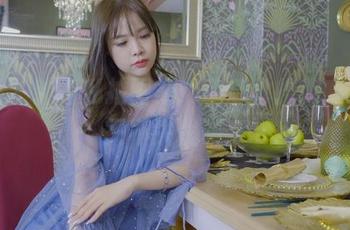 丽柜 – 钟晴私拍图集：动感体操服，俏皮又不失优雅。