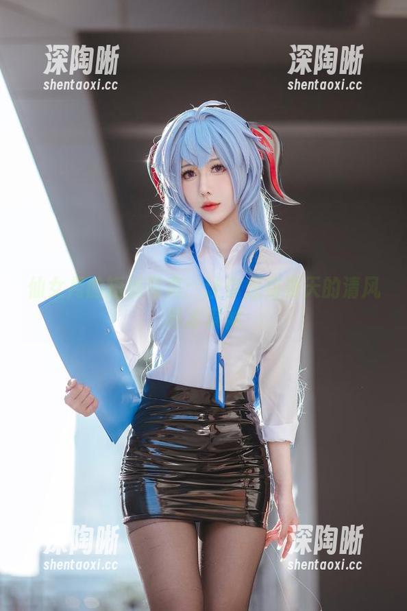 仙女月的短裤写真:让你想到夏天的清风和冰淇淋 仙女月的短裤写真:让你想到夏天的清风和冰淇淋