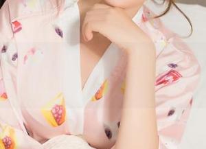 克拉女神 – 一觉醒来打开网盘，僮僮美脚竟让我暂时失语。