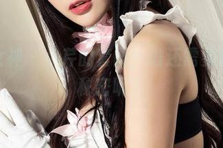 克拉女神 – 小芹的套图，谁还需要过多的秘密呢？