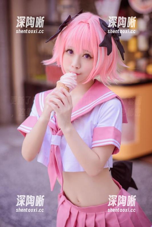 更新了呀！冲田凛花rinka带来的新套图，这美少女万华镜亜璃子，给我一些秘密的信号吗？