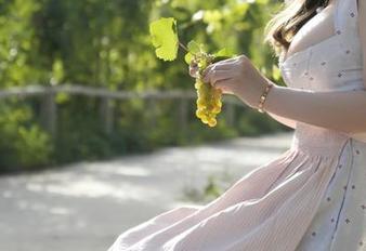 精选前羽_rr短裙图集：我在想，这短裙会不会有超能力？