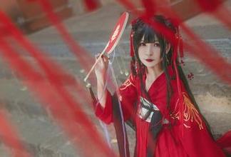 精选汉服摄影作品——“北之北”、裙摆与妆容的完美配合。