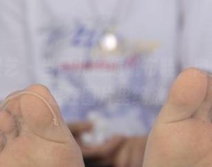 南国足艺 – 当静儿邂逅帆布鞋，肉丝的挑逗在图片里绽放