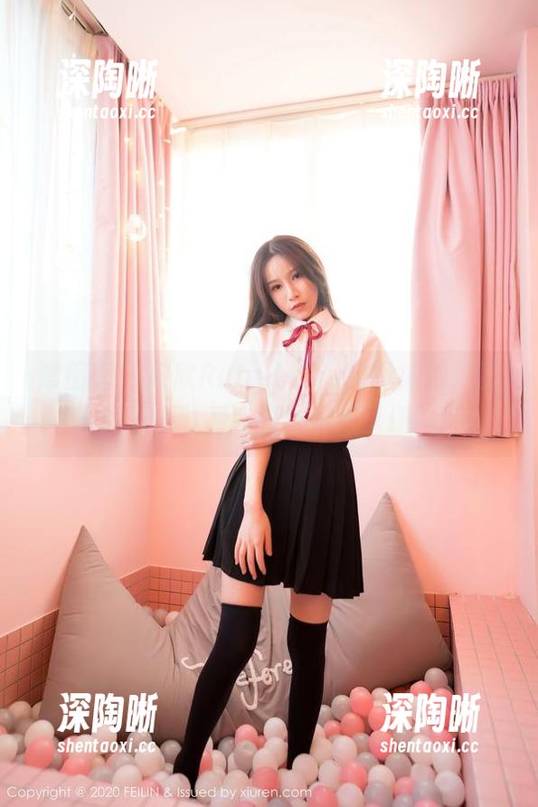 嗲囡囡 - 欣欣Rubybaby的网袜秀，原图下载，看完没腿情何以堪？