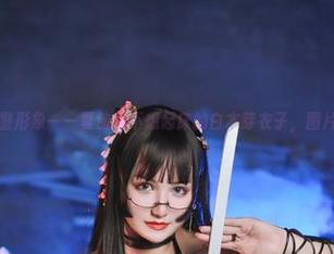 从未见过的女警形象——夏鸽鸽不想起床的白木芽衣子，图片特供无圣光！