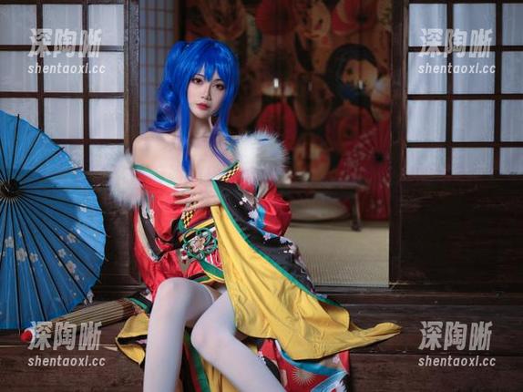 从大梨子不是御姐的摄影合集中找寻那份女孩的清新，文艺又好吃！