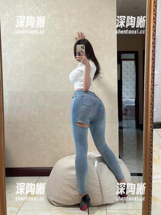 微密圈 - 关键时刻,奶宝妹纸带来的校服原图,恨不得把每一张都拿来做壁纸! 微密圈 - 关键时刻,奶宝妹纸带来的校服原图,恨不得把每一张都拿来做壁纸!