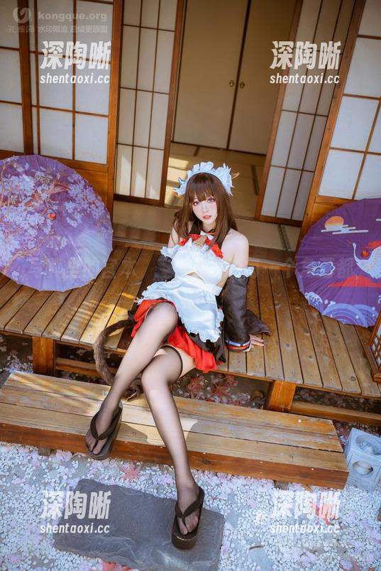 写真里的宫本桜，连衣裙的每一个角落都趣味横生！