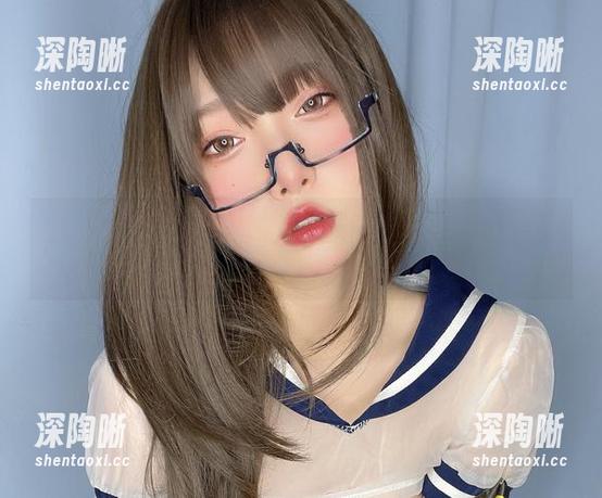 小泉学姐吖的制服照片,免费欣赏有风险,可能要过目不忘啊! 小泉学姐吖的制服照片,免费欣赏有风险,可能要过目不忘啊!