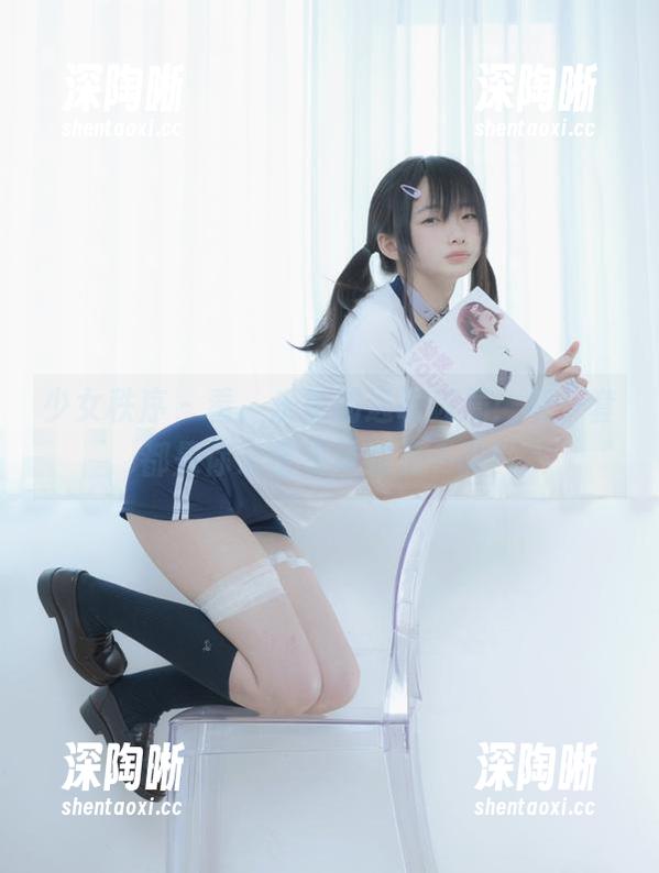 少女秩序 - 看，乐栀的透明迷局：每一套都是你未曾见过的另一面！