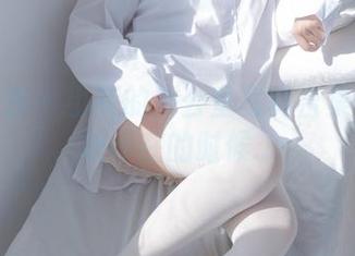 少女秩序 – 小葵的办公室写真合集：当老板不在的时候…