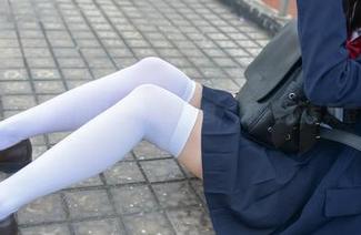 少女秩序 – 把所有的日常都放进网盘，鹿可空姐写真香气扑鼻！