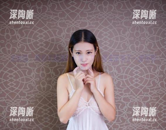 尤物馆 - 网袜美腿翘臀合集,艾小青又带来了一波不可抗拒的欢愉 尤物馆 - 网袜美腿翘臀合集,艾小青又带来了一波不可抗拒的欢愉
