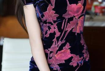 尤蜜荟 – 让人一秒想学习穿和服的战姝羽Zina美图精选，有毒吧！