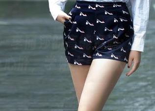 推女郎 – 李丽莎的高能资源：照顾好我的小心肝，学姐太美还太会撩。