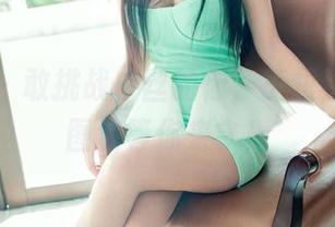推女郎 – 敢挑战白丝的你，王根星熙免费图包等你来拿！