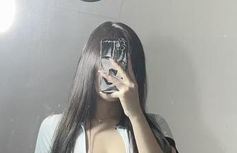 微密圈 – 我就是想在是可馨吖的办公环境里混个脸熟，原图光影太迷人了。