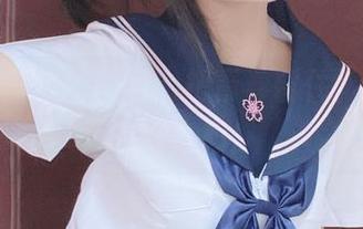 柳丸全新校服图包：把青春留住，撩动你的好奇心！