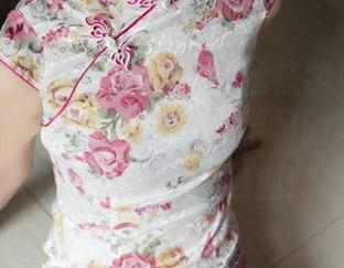 梦丝女神 – 从林嘉的舞蹈丝袜学妹图包中找到了新的人生追求，想学习的瞬间被一双丝袜转化为热血！