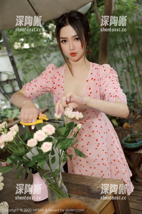 模范学院 - 当Flower朱可儿变身厨娘,快来分享一下这浓浓的“家常料理”! 模范学院 - 当Flower朱可儿变身厨娘,快来分享一下这浓浓的“家常料理”!