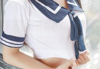模范学院 – 星萌最新的图册：袍子好看，里面的你就必须被认可？真有意思。