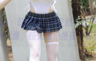 模范学院 – 韩子萱mm空姐在线，美图中轻松优雅，感觉像是坐在飞机上～