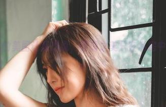 樱晚gigi的美图让我想说，惊鸿之美只在私房中悄然绽放。