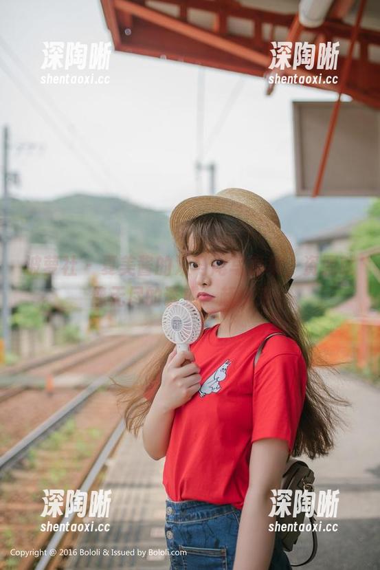 波萝社 - 夏美酱的双马尾写真集，资源就像无尽的诱惑，赶快来。