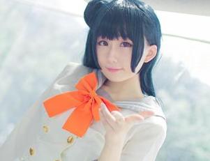 这个秋天，我只想和浅野菌子的美腿合集共处一室